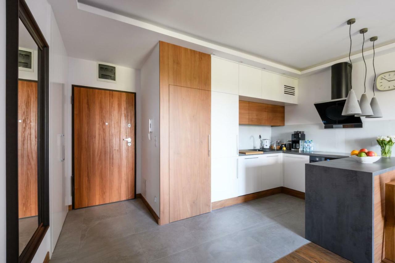 Cinema Apartment - Варшава Экстерьер фото